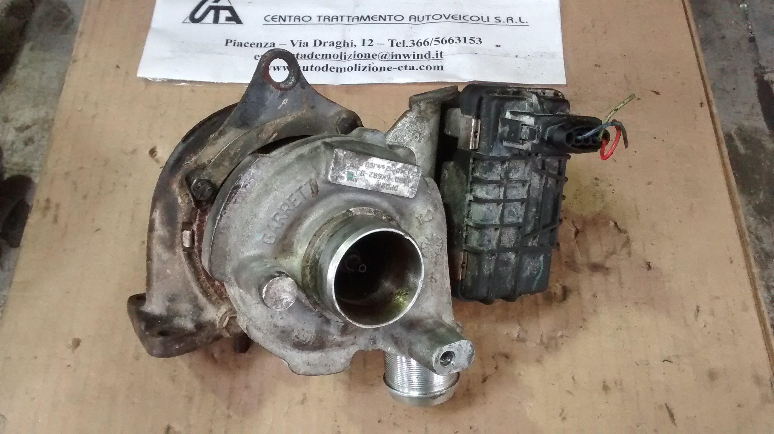 Turbina Peugeot 407 2.7 HDI V6 '06 codice 4U3Q6K682BJ